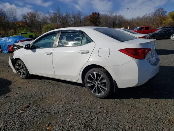 2T1BURHE2JC107737 2018 TOYOTA COROLLA - Image 2