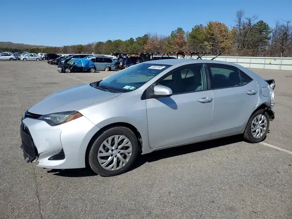 2T1BURHE2JC114302 2018 TOYOTA COROLLA - Image 1