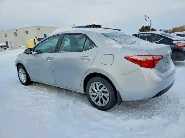 2T1BURHE2JC114431 2018 TOYOTA COROLLA - Image 2