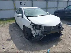 2T1BURHE2JC117121 2018 TOYOTA COROLLA