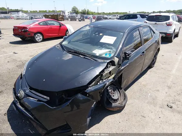 2T1BURHE2JC117412 2018 TOYOTA COROLLA - Image 2