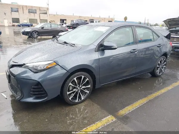 2T1BURHE2JC120097 2018 TOYOTA COROLLA - Image 2