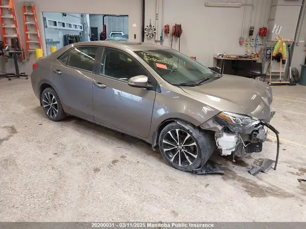 2T1BURHE2JC120391 2018 TOYOTA COROLLA - Image 1