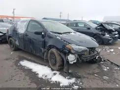 2T1BURHE2JC122321 2018 TOYOTA COROLLA