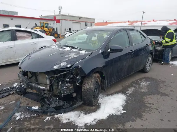 2T1BURHE2JC122321 2018 TOYOTA COROLLA - Image 2