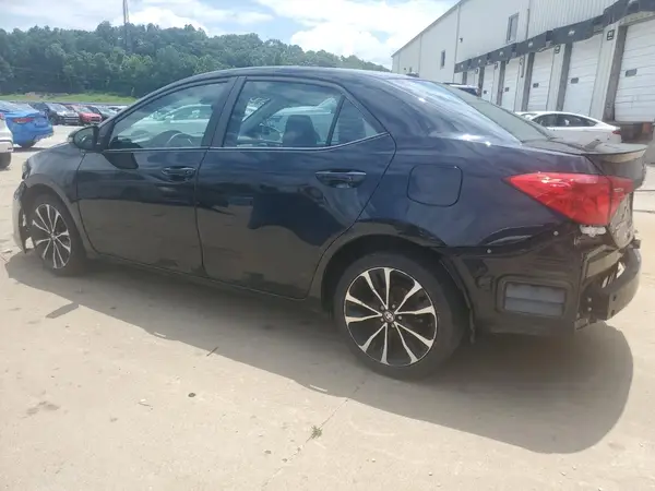 2T1BURHE2JC123579 2018 TOYOTA COROLLA - Image 2