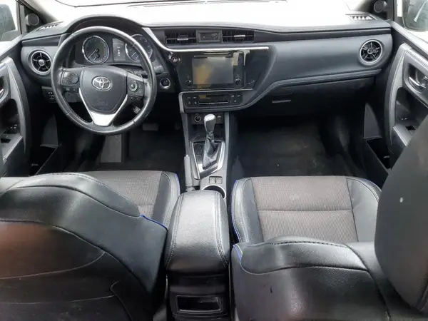 2T1BURHE2JC123579 2018 TOYOTA COROLLA - Image 8
