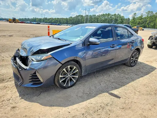 2T1BURHE2JC963863 2018 TOYOTA COROLLA - Image 1