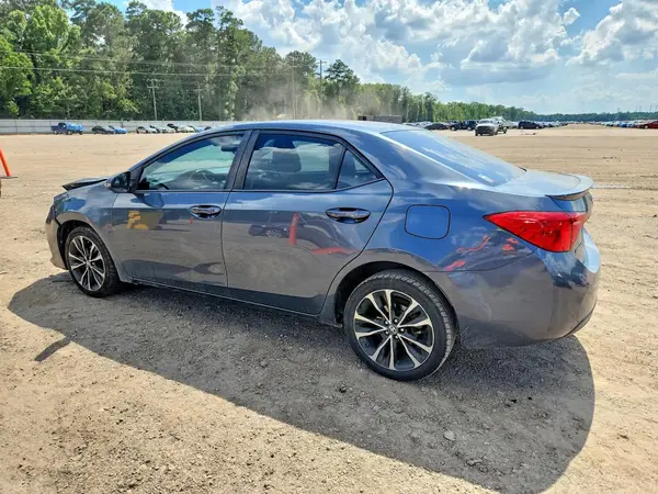 2T1BURHE2JC963863 2018 TOYOTA COROLLA - Image 2