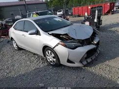 2T1BURHE2JC964897 2018 TOYOTA COROLLA