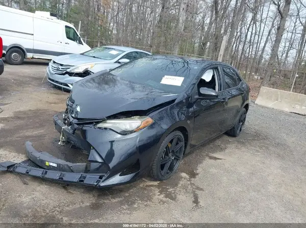 2T1BURHE2JC975043 2018 TOYOTA COROLLA - Image 2