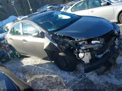 2T1BURHE2JC975575 2018 TOYOTA COROLLA