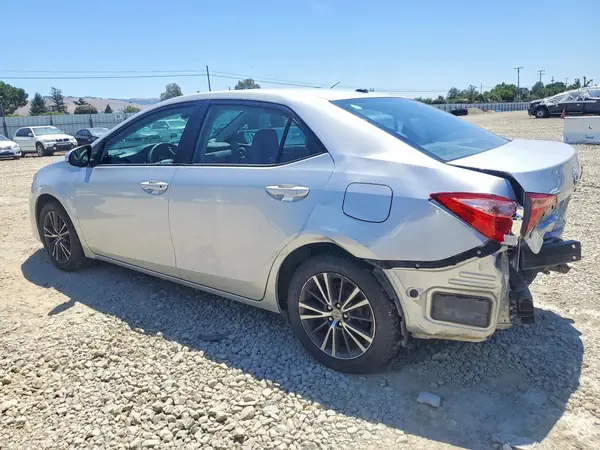 2T1BURHE2JC977066 2018 TOYOTA COROLLA - Image 2