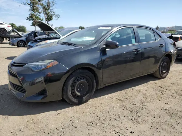 2T1BURHE2JC979903 2018 TOYOTA COROLLA - Image 1