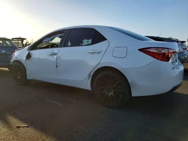 2T1BURHE2JC986091 2018 TOYOTA COROLLA - Image 2