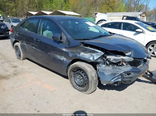 2T1BURHE2JC991923 2018 TOYOTA COROLLA - Image 1