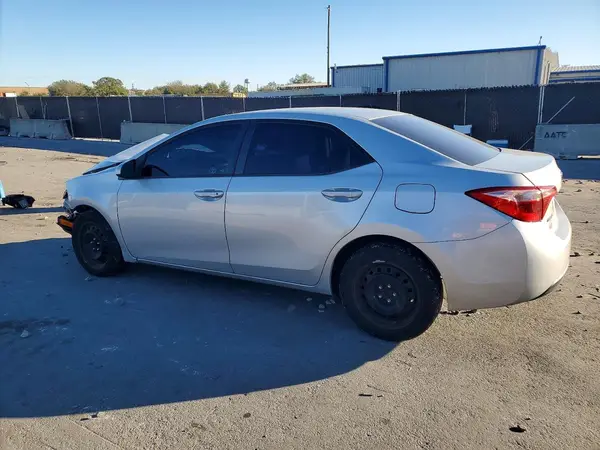 2T1BURHE2JC995440 2018 TOYOTA COROLLA - Image 2
