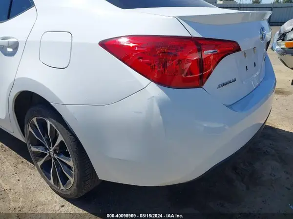 2018 TOYOTA COROLLA auction photo 6