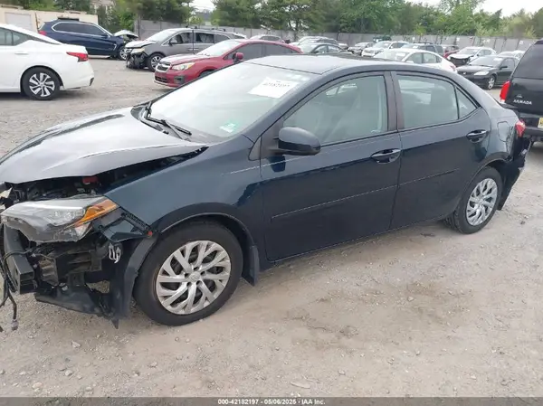 2T1BURHE2KC125981 2019 TOYOTA COROLLA - Image 2