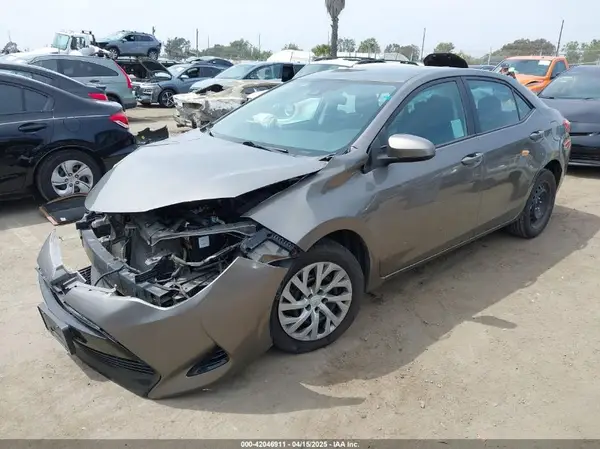 2T1BURHE2KC127455 2019 TOYOTA COROLLA - Image 2