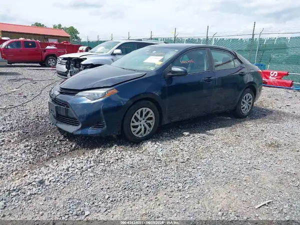 2T1BURHE2KC134275 2019 TOYOTA COROLLA - Image 2