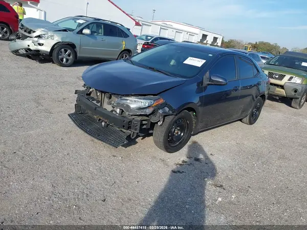 2T1BURHE2KC136219 2019 TOYOTA COROLLA - Image 2