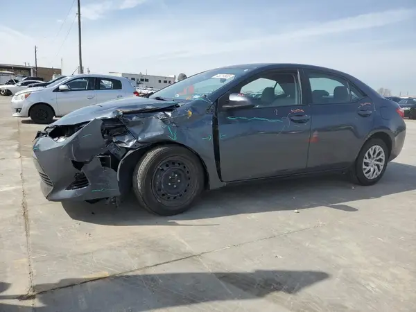 2T1BURHE2KC137628 2019 TOYOTA COROLLA - Image 1