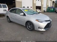 2T1BURHE2KC139752 2019 TOYOTA COROLLA