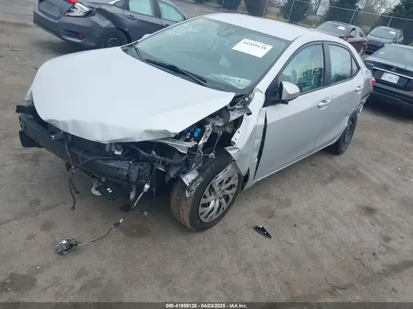 2T1BURHE2KC153893 2019 TOYOTA COROLLA - Image 2