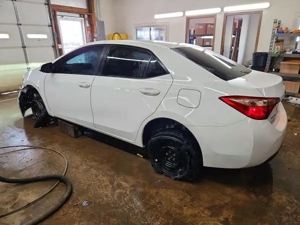2T1BURHE2KC157667 2019 TOYOTA COROLLA - Image 2