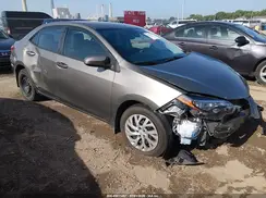 2T1BURHE2KC164568 2019 TOYOTA COROLLA