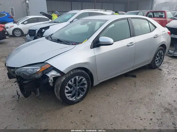 2T1BURHE2KC166854 2019 TOYOTA COROLLA - Image 2