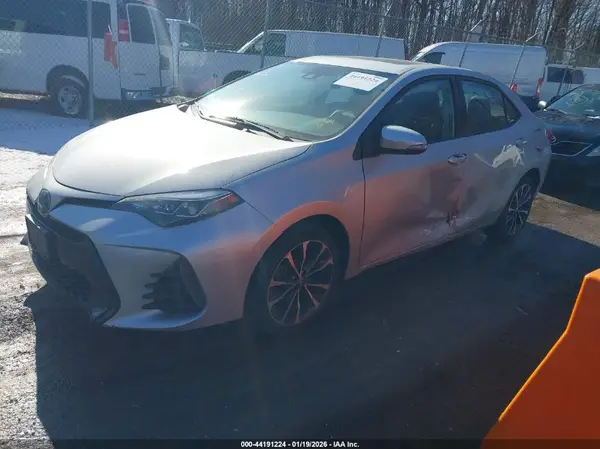2T1BURHE2KC172802 2019 TOYOTA COROLLA - Image 2