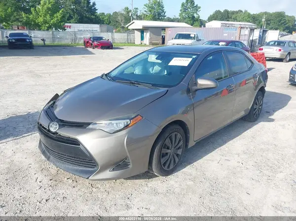 2T1BURHE2KC175764 2019 TOYOTA COROLLA - Image 2