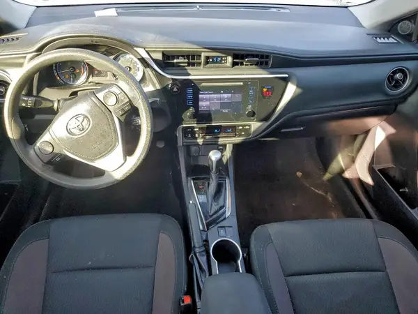 2T1BURHE2KC176557 2019 TOYOTA COROLLA - Image 8