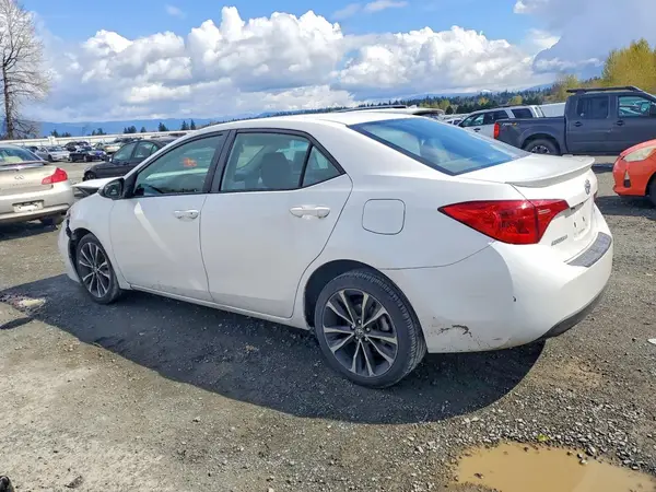 2T1BURHE2KC180253 2019 TOYOTA COROLLA - Image 2