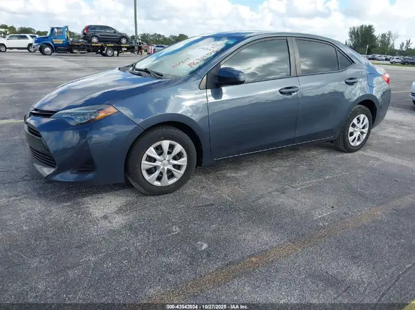 2T1BURHE2KC183458 2019 TOYOTA COROLLA - Image 2