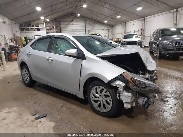 2T1BURHE2KC189972 2019 TOYOTA COROLLA - Image 1