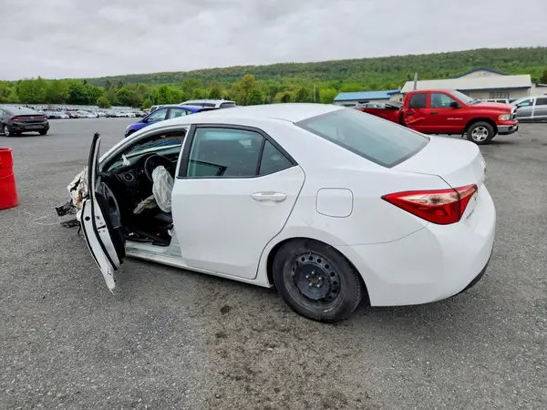 2T1BURHE2KC201165 2019 TOYOTA COROLLA - Image 2