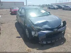 2T1BURHE2KC205975 2019 TOYOTA COROLLA