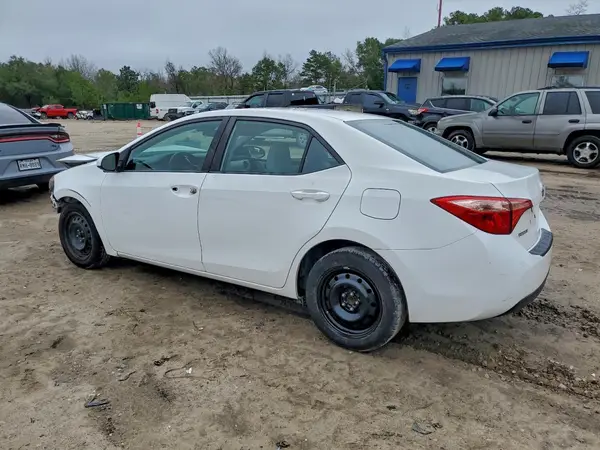 2T1BURHE2KC206057 2019 TOYOTA COROLLA - Image 2