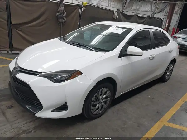 2T1BURHE2KC211713 2019 TOYOTA COROLLA - Image 2