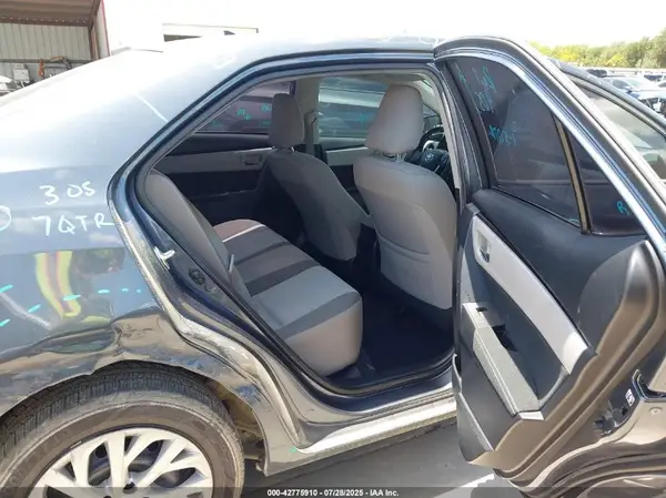 2T1BURHE2KC212361 2019 TOYOTA COROLLA - Image 8