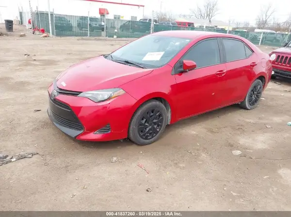 2T1BURHE2KC214241 2019 TOYOTA COROLLA - Image 2
