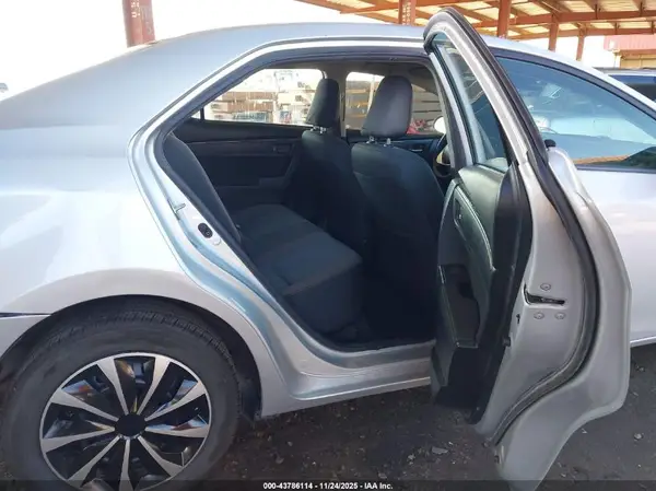 2T1BURHE2KC226745 2019 TOYOTA COROLLA - Image 8