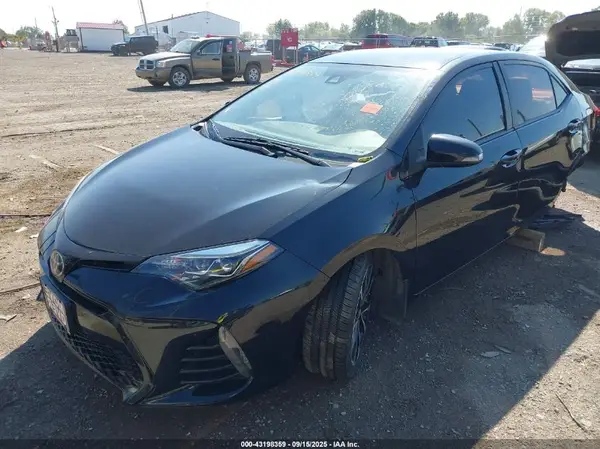 2T1BURHE2KC229015 2019 TOYOTA COROLLA - Image 2