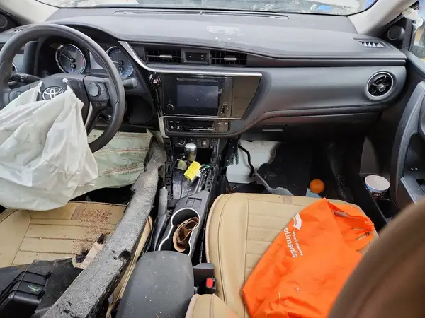 2T1BURHE2KC231637 2019 TOYOTA COROLLA - Image 8
