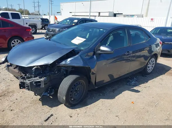 2T1BURHE2KC243447 2019 TOYOTA COROLLA - Image 2