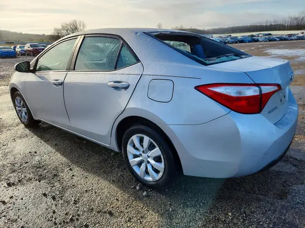 2T1BURHE3GC503085 2016 TOYOTA COROLLA - Image 2