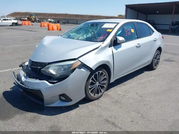 2T1BURHE3GC537303 2016 TOYOTA COROLLA - Image 2